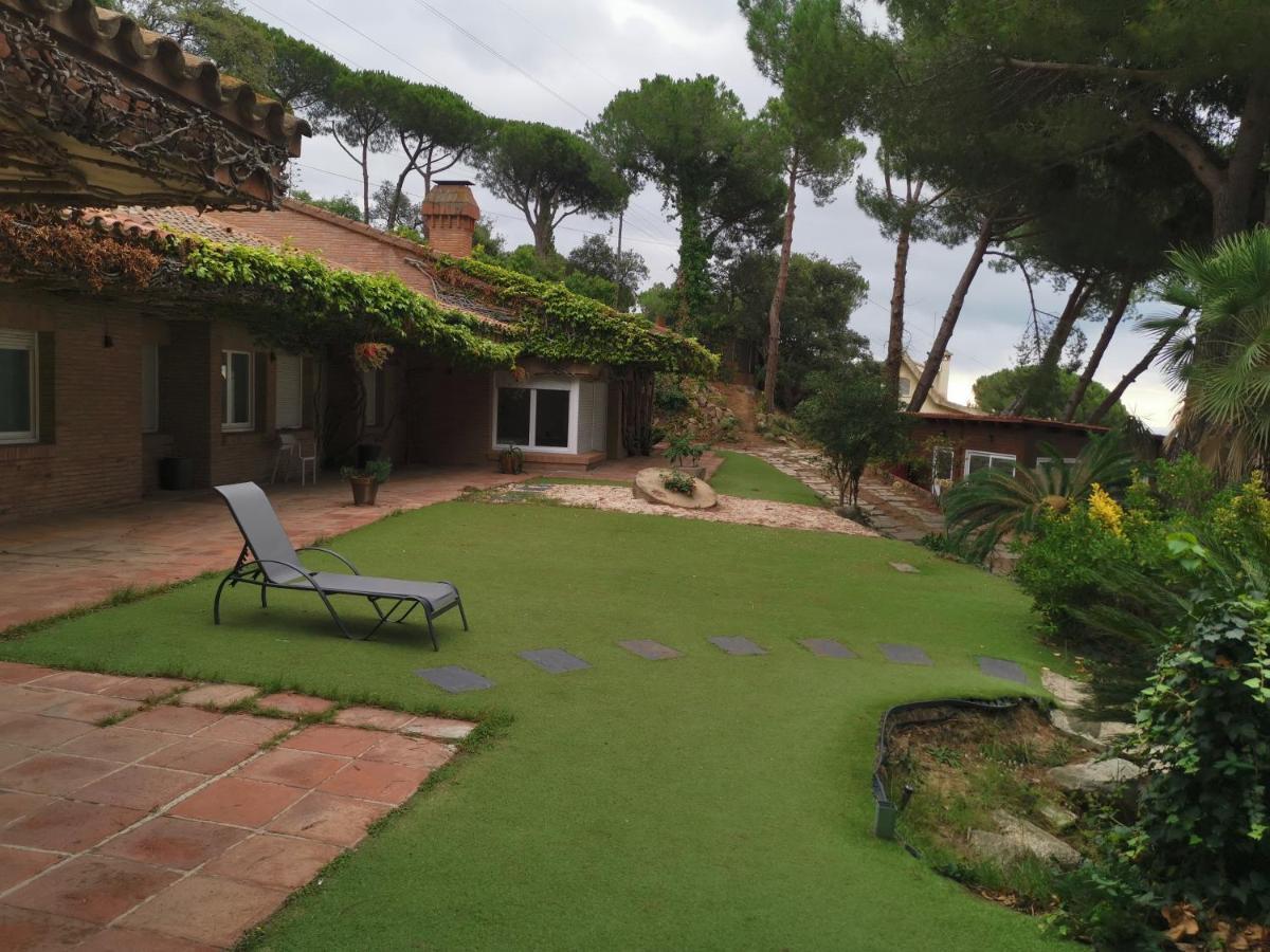 Villa Maresme & Villa Rosa Mataro Luaran gambar