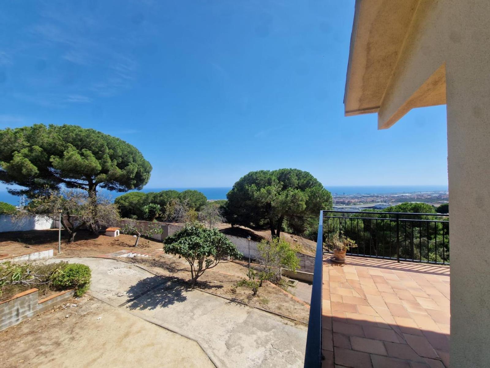Villa Maresme & Villa Rosa Mataro Luaran gambar