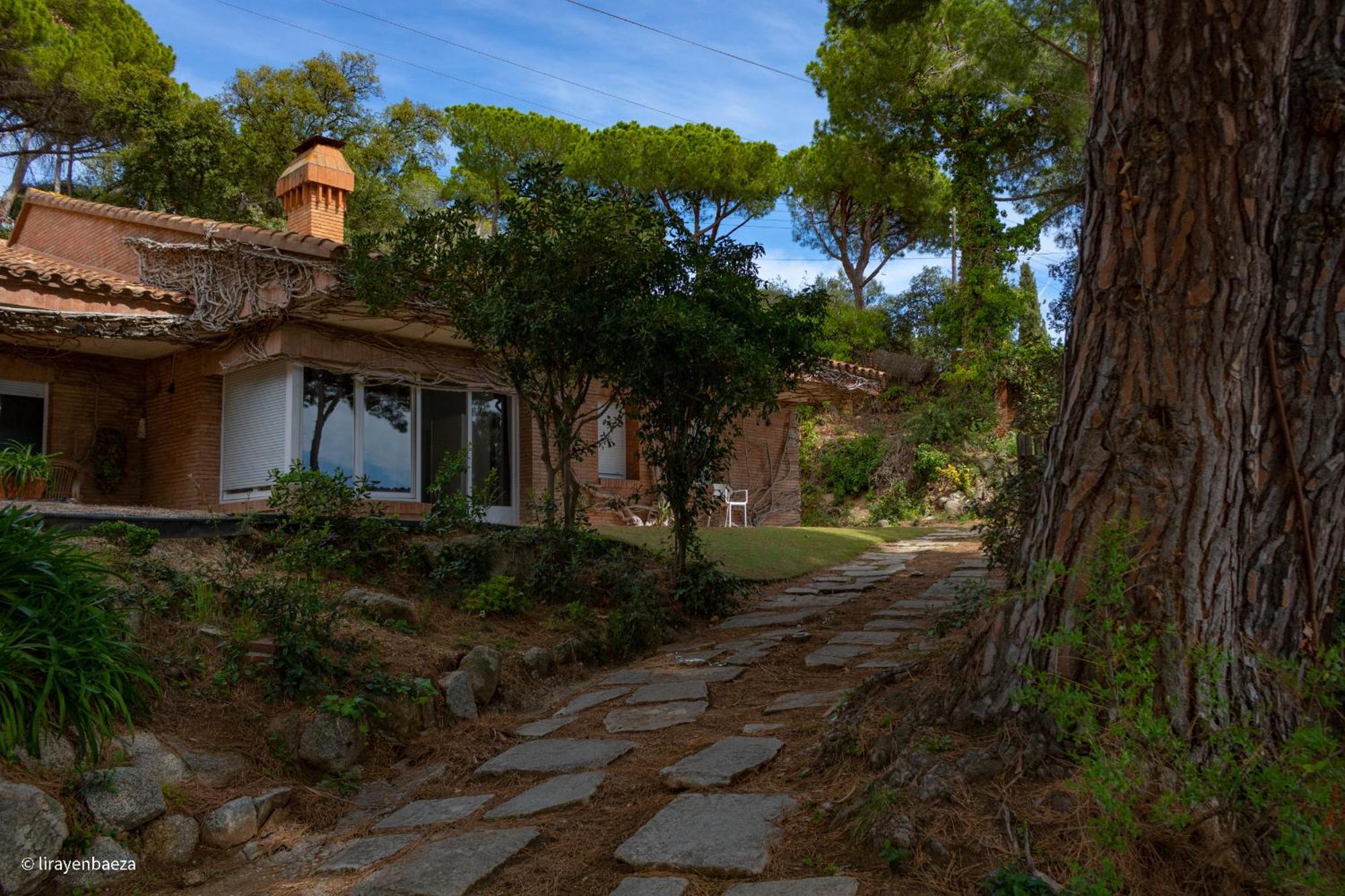 Villa Maresme & Villa Rosa Mataro Luaran gambar