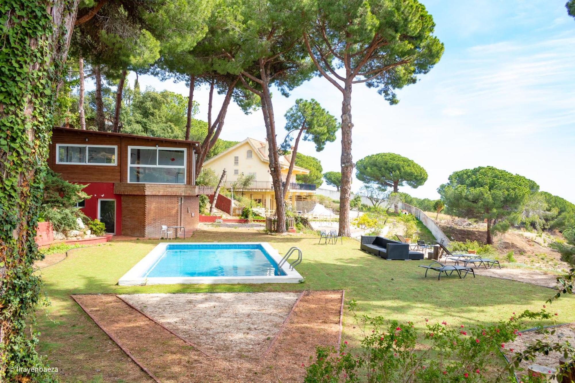 Villa Maresme & Villa Rosa Mataro Luaran gambar