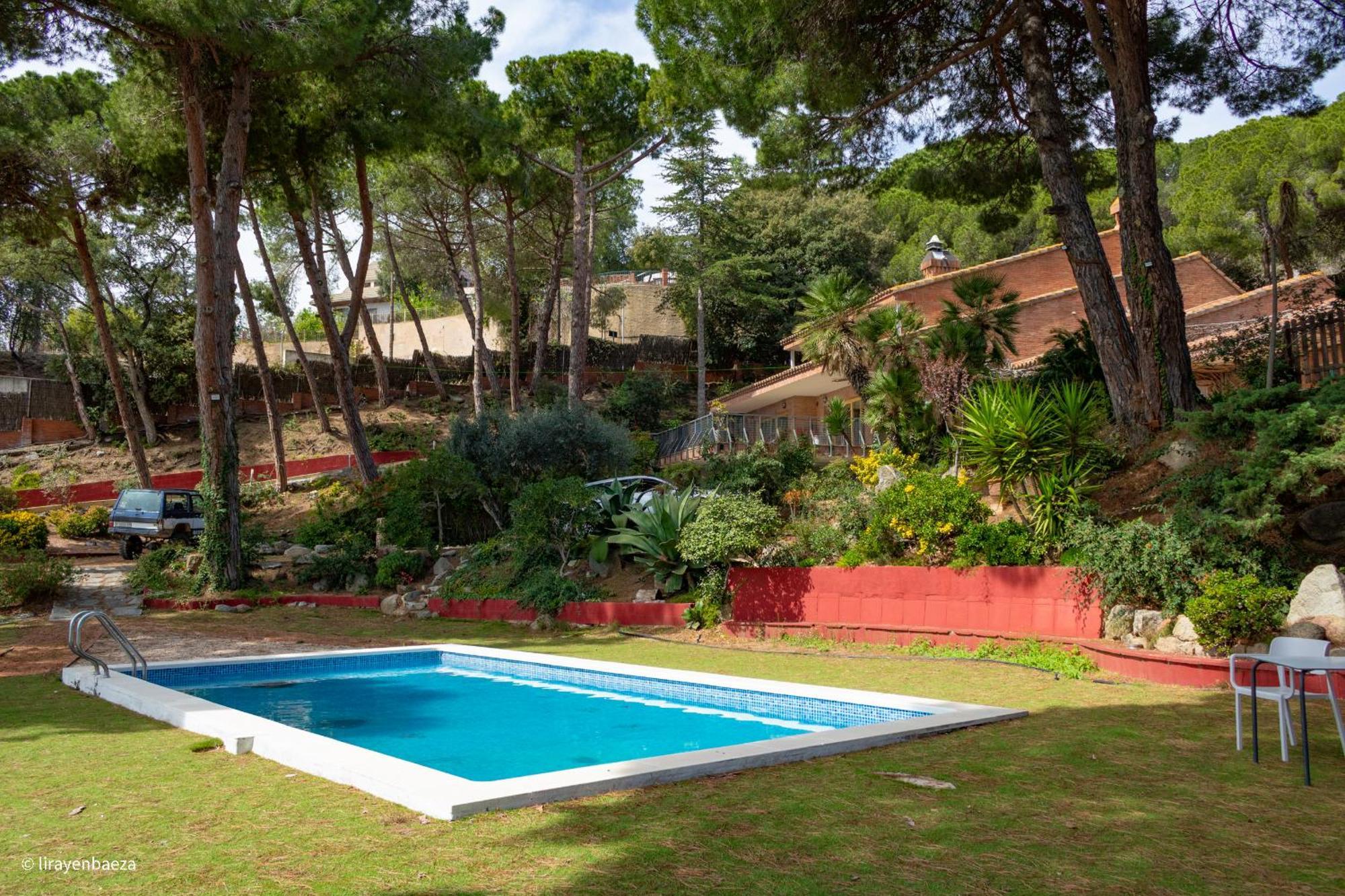 Villa Maresme & Villa Rosa Mataro Luaran gambar